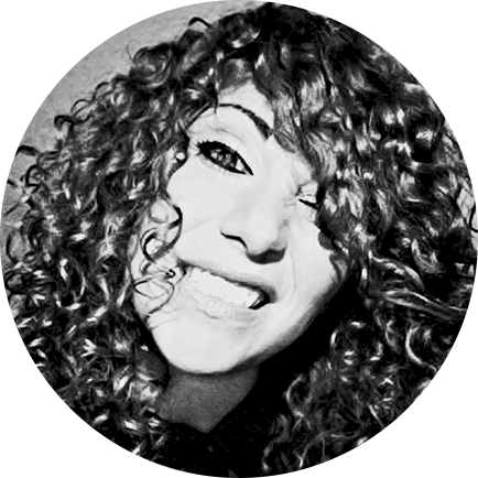 Veronica, Graphic Designer